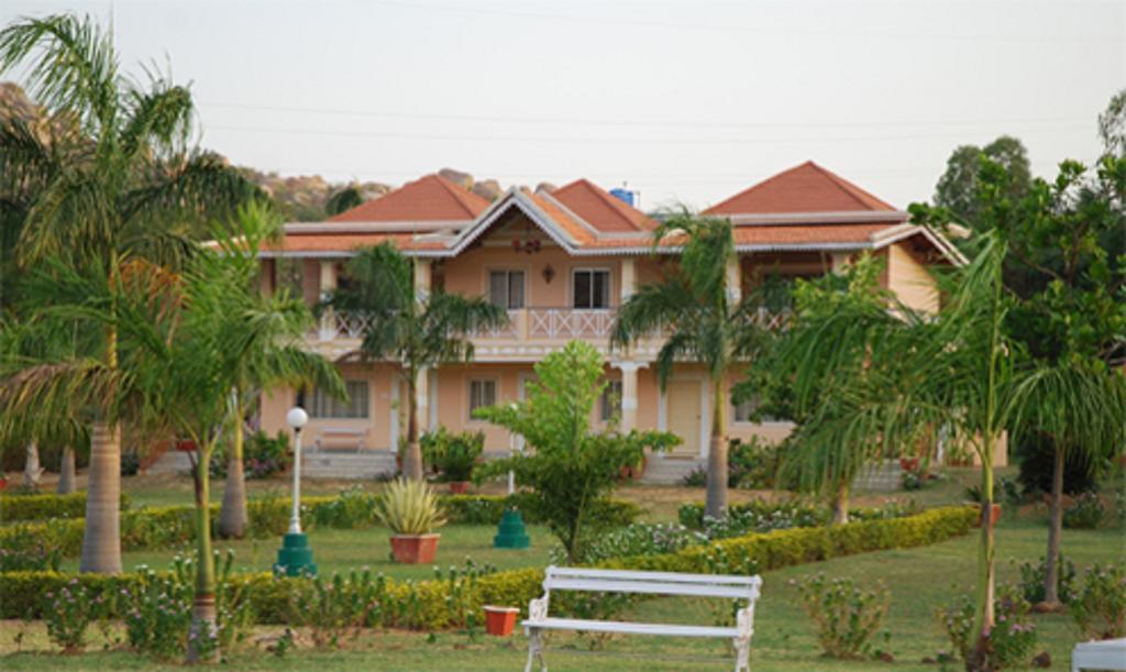 Kishkinda Heritage Resort Hampi Luaran gambar