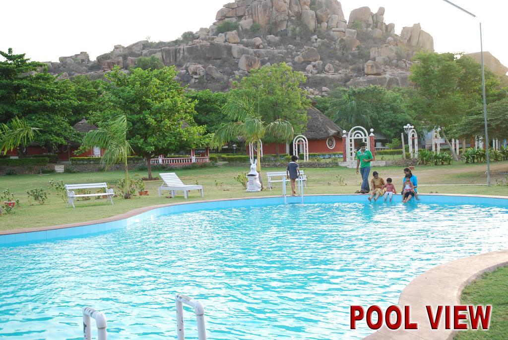 Kishkinda Heritage Resort Hampi Luaran gambar