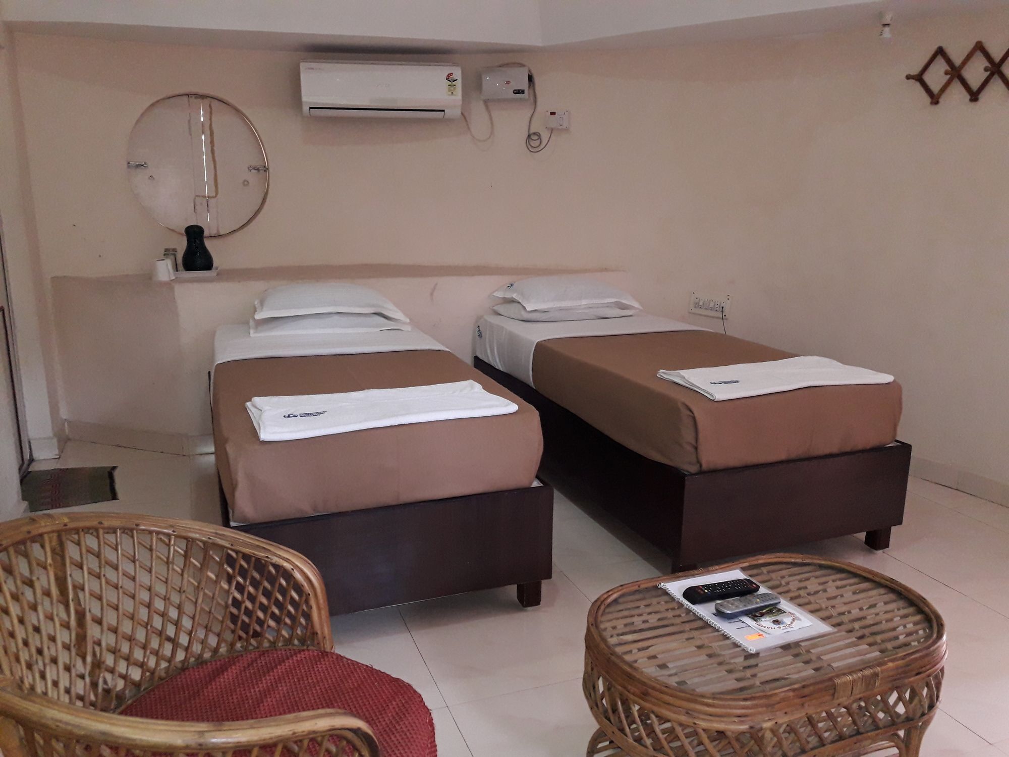 Kishkinda Heritage Resort Hampi Luaran gambar